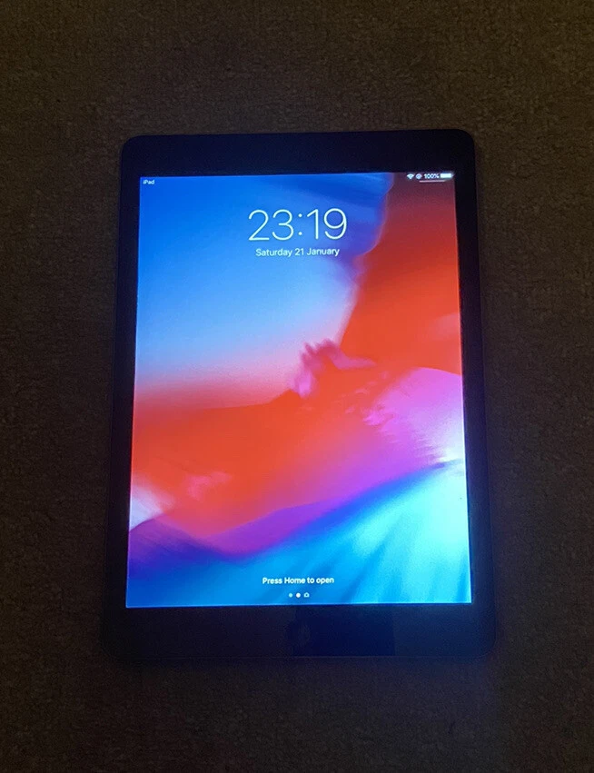 iPad Air | 16GB | FREE DELIVERY - Image 3 of 4