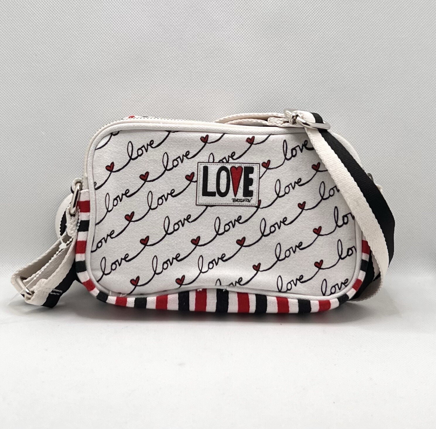 Brighton Crossbody Bag Love Scroll Print Red White Blue Canvas Camera Purse  