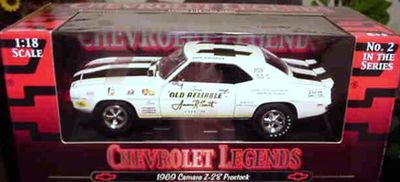 1969 Camaro DAVE STRICKLER Old Reliable White 1:18 Ertl American