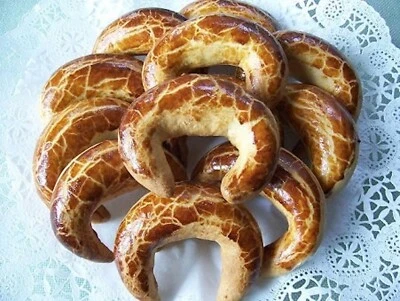 OTTO'S EUROPEAN BAKERY AND DELI Hungarian KIFLI Crescent Cookies (Poppy Seed "Mákos" OR Walnut "Diós") Hand-made