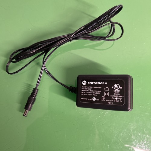 Adattatore originale Motorola MT20-21120-A04F per trasporto digitale DTA100/DCT700  - Foto 1 di 3