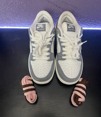 Nike SB Dunk Low Men s Skateboarding Sneaker Gray/White/Brown Colorblock