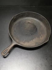 Vintage No 10 Cast Iron Skillet 12.75” Made in USA Wagner/Griswold Era