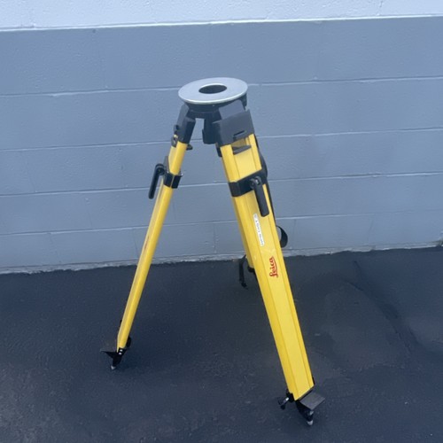 Leica GST20 Wooden Heavy Duty Tripod 3.6 - 5.91 ft