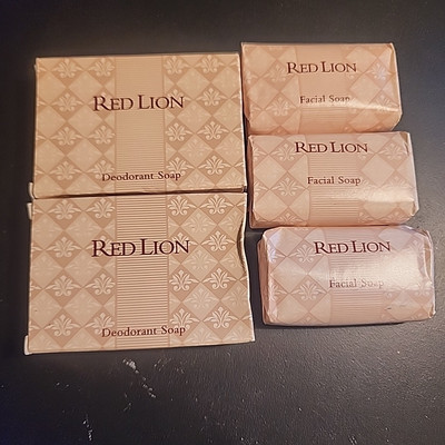Vintage Red Lion Bath And Facial Soap Lot Of 5