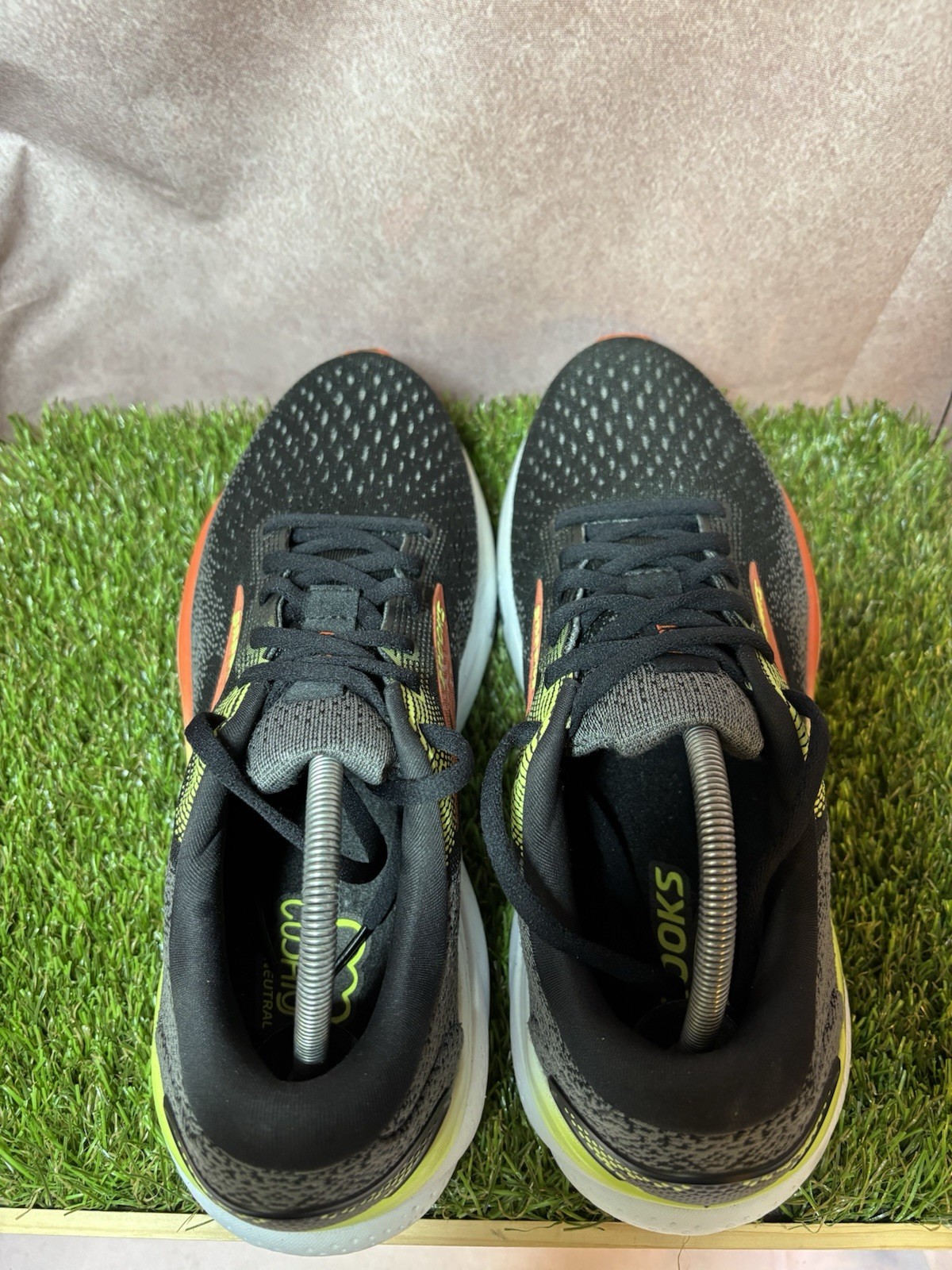 Brooks Ghost 16 Men's Running Shoes UK Size 8 image 5