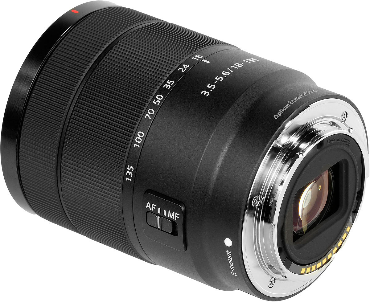 Sony E 18-135mm f/3.5-5.6 OSS Lens (SEL18135) - Bulk Packaging