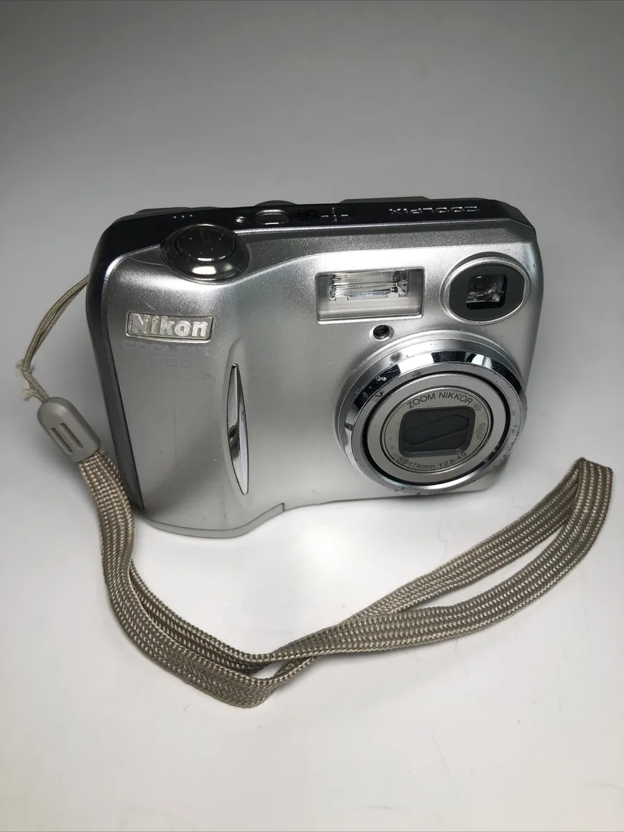 Nikon COOLPIX 4100 E4100 Compact Digital Camera in Silver - UNTESTED - 8#A