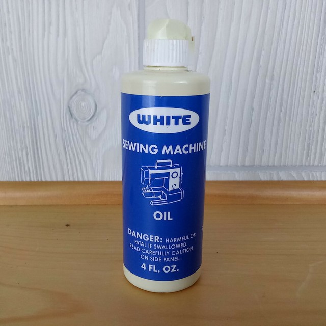 Vintage 80s White Sewing Machine Oil 4 Oz Bottle eBay