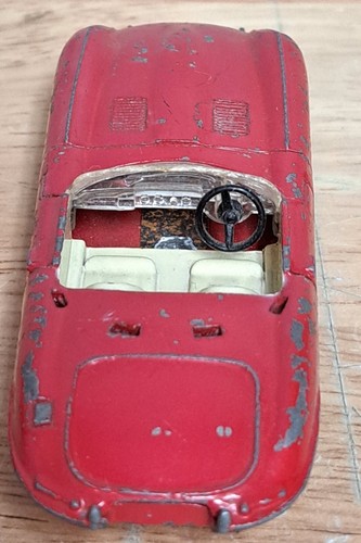 DINKY TOYS JAGUAR E TYPE # 120 VINTAGE DIECAST - Picture 4 of 5