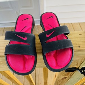 nike womens comfort slides