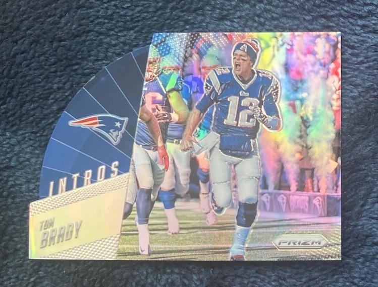 2015 PRIZM Tom Brady ( NEW ENGLAND PATRIOTS ) SILVER PRIZM DIE CUT INTROS INSERT