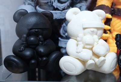 kaws undercover bear Authentic Black White