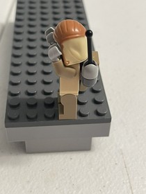 LEGO Star Wars Pao Minifig w/ sticker backpack, MINT CONDITION