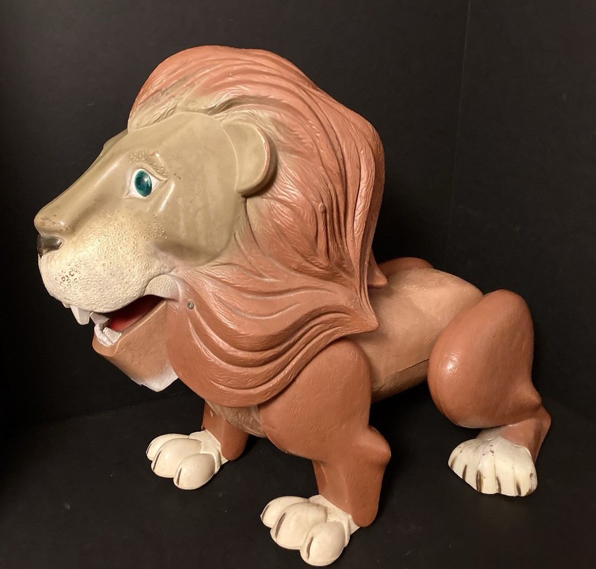 Irwin / Marvin Glass Associates 1963 Battery Operated “Dandy the