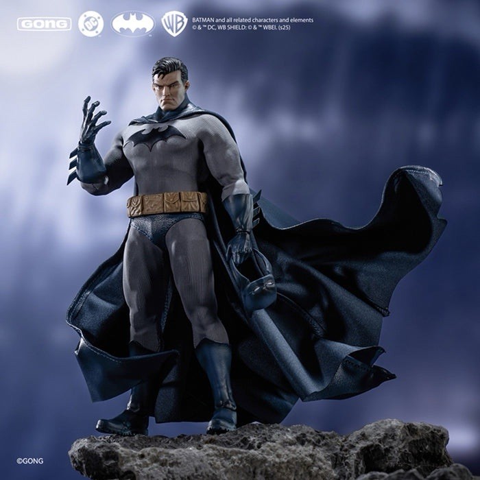 PopMart X Gong Studios DC Batman Hush 1/12 Action Figure *NEW
