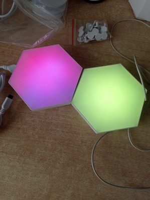 Hexagon Wall Light. 8 Lampen. Neu