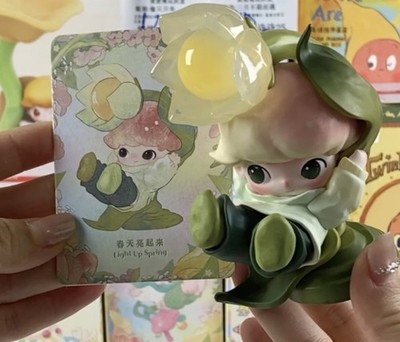 POP MART DIMOO Light Up Spring フィギュア Light Up Spring(hidden) Dimoo Moments In Bloom Series Figure Toy