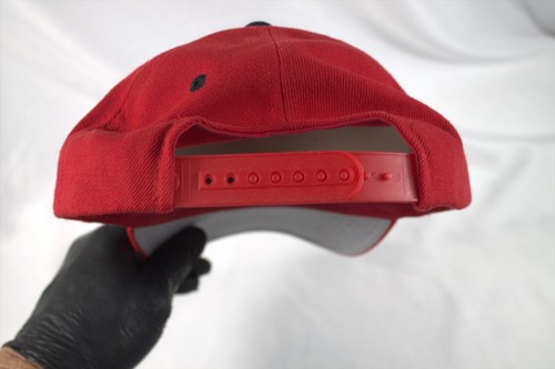 UNLV Rebels Adjustable Hat by Logo Athletic Red Embroidered Cap Vintage - Picture 8 of 8