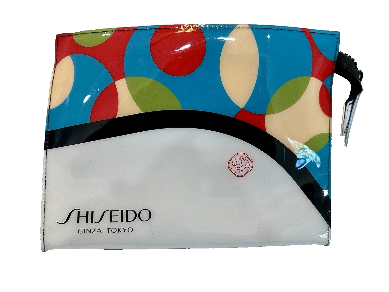 Сумки и чехлы для макияжа Shiseido белые