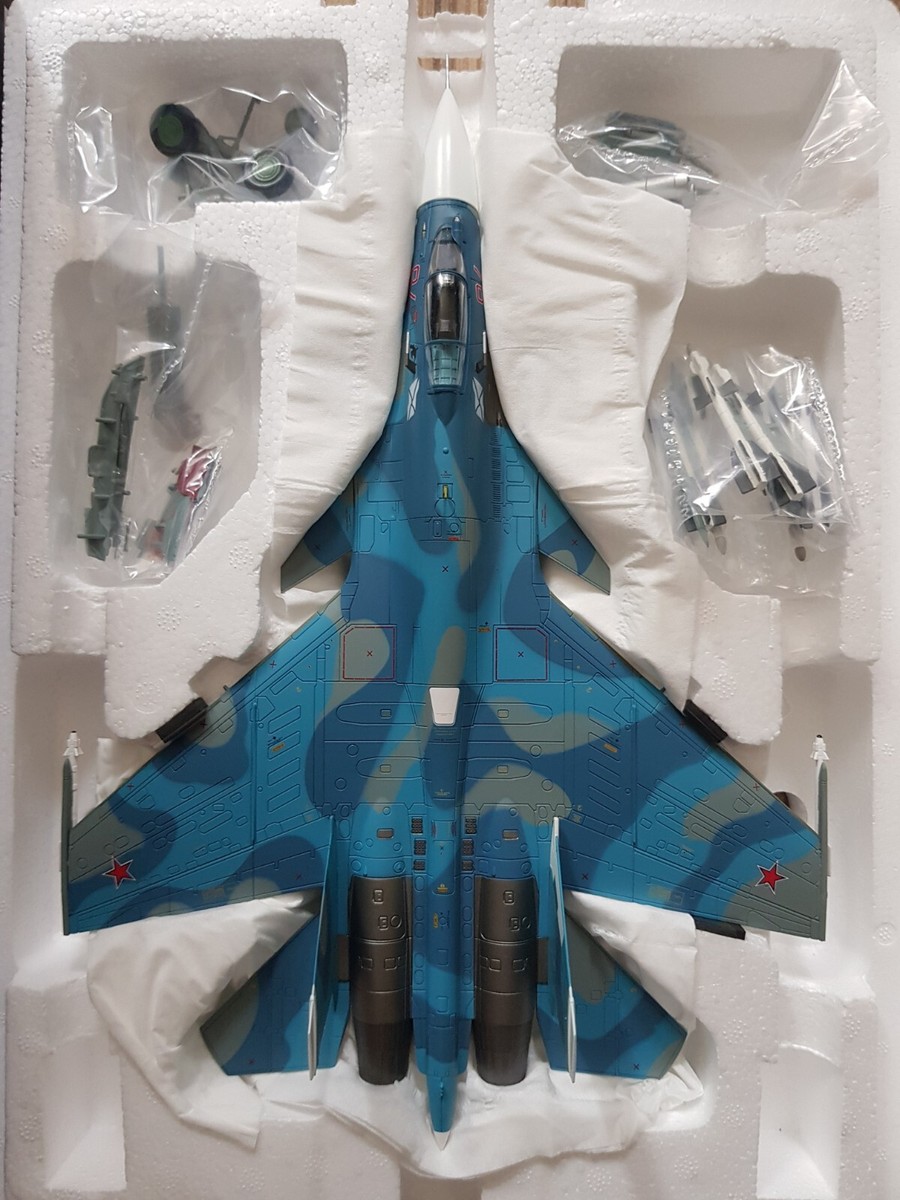 【未使用品】HOBBYMASTER SU-33 FLANKER D HA6407 HOBBY MASTER 1/72 Sukhoi Su-33 Flanker-D Russian Navy Red 70