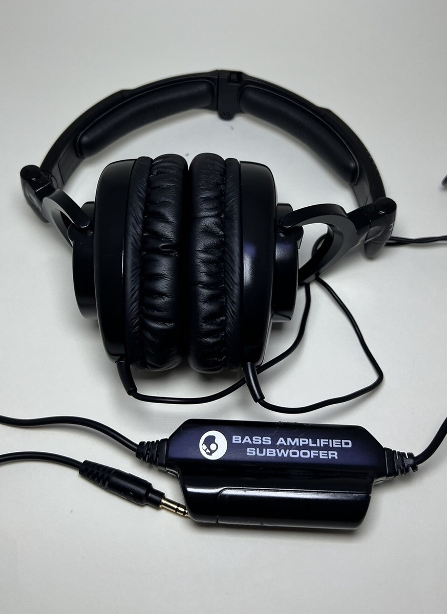 SKULLCANDY SKULLCRUSHERS SUPREME SOUND HEADPHONE WITH SUBWOOFER IN