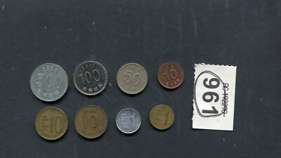 Lot 8 Münzen Korea