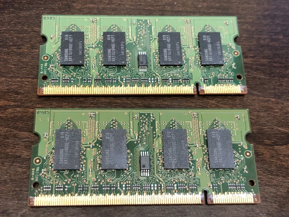 Samsung 2 @ 1 gb PC2 - 6400 RAM / Memory - Image 3 of 3