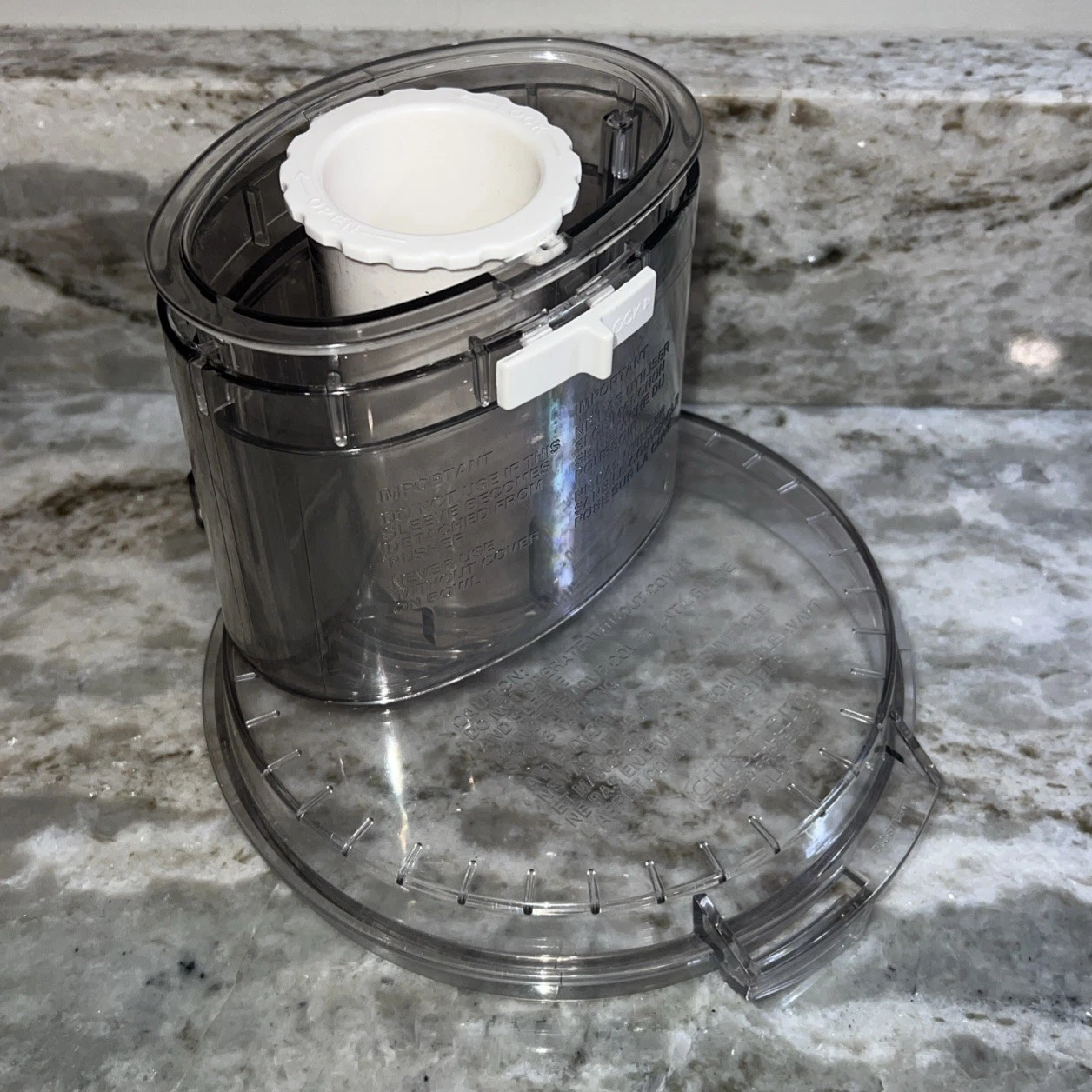 Cuisinart Deluxe 11 Food Processor Lid + Pushe Replacement Part DLC-8 DLC-877BTX
Opens in a new wind