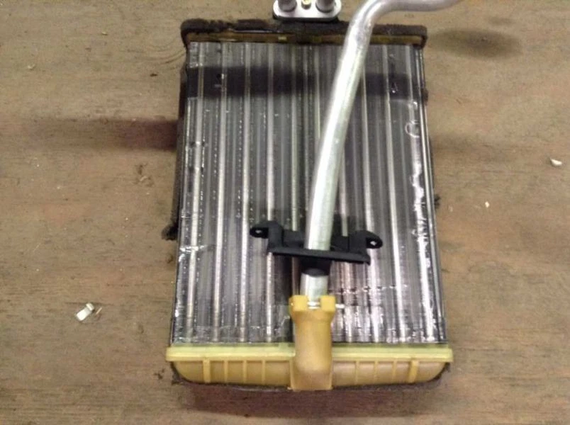 Núcleo calefactor compatible con 97 98 99 00 01 02 03 Mercedes Benz C230 C280 C36 Foto 2 de 3