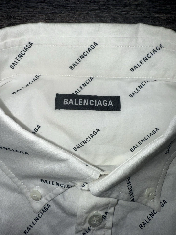 Camisa de vestir de manga corta Balenciaga (auténtica) Foto 2 de 4