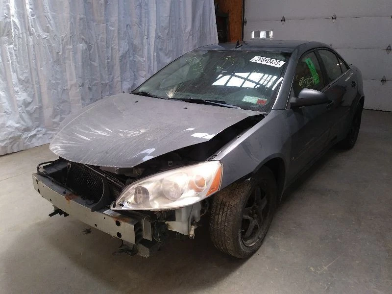 Passenger Front Door Sedan With Center Moulding Package Fits 05-10 G6 295688 - Image 3 of 4