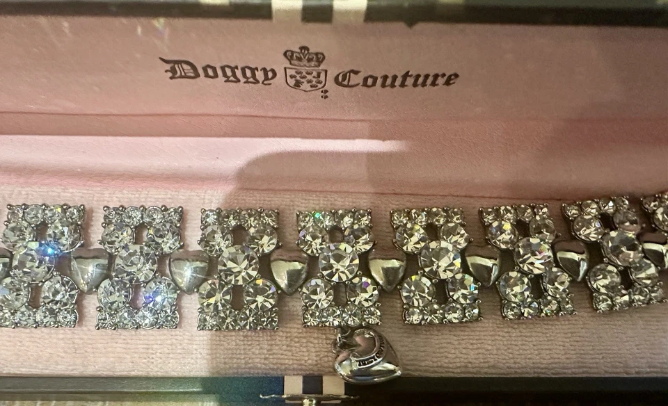 НОВЫЙ С ЯРЛЫКАМИ JUICY COUTURE DOGGY COUTURE DIVA SWAROVSKI КРИСТАЛЛЫ ПРИНЦЕССА ВОРОТНИК YTRUD146 - Изображение 3 из 4