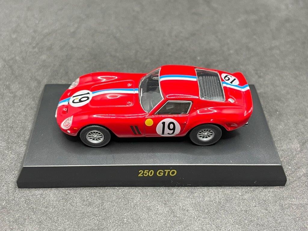 Kyosho 1/64 Ferrari collection 3 250 GTO #19 Diecast model