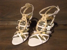 BAKERS NEW REENA WHITE AND GOLD STRAPPY HEELS SIZE 10B NWOB 
