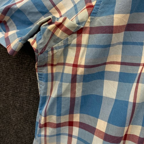 Patagonia Fezzman Mens Large Short Sleeve Button Shirt Blue Plaid Lightweight - Picture 3 of 16