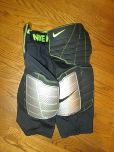 nike pro hyperstrong compression