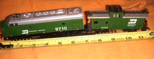 Bachmann HO Scale Burlington 9710 Diesel 11445 Caboose WORKING COND.
