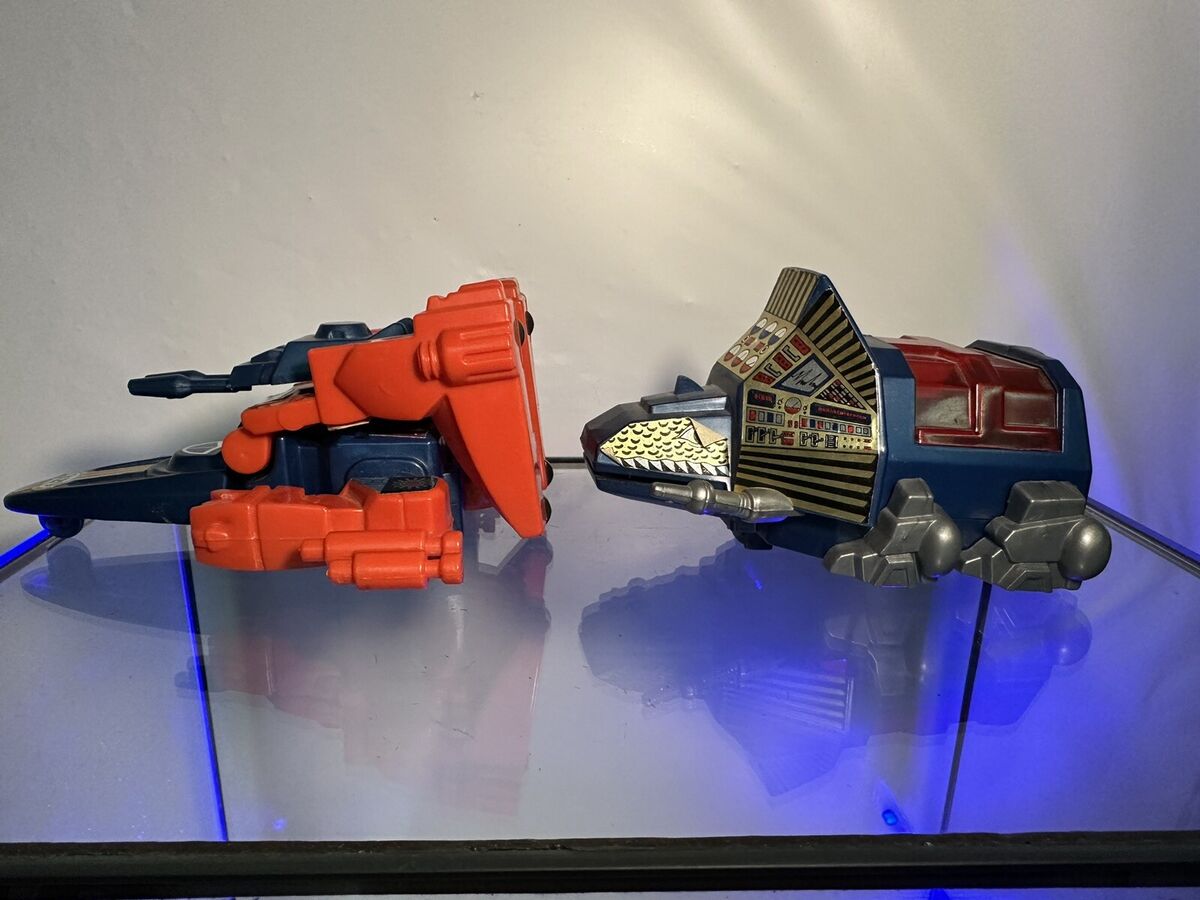Transformer G1 Topspin Red Bootleg KO Simba Planet Fighter Transformer G1 Topspin Red Bootleg KO Simba Planet Fighter