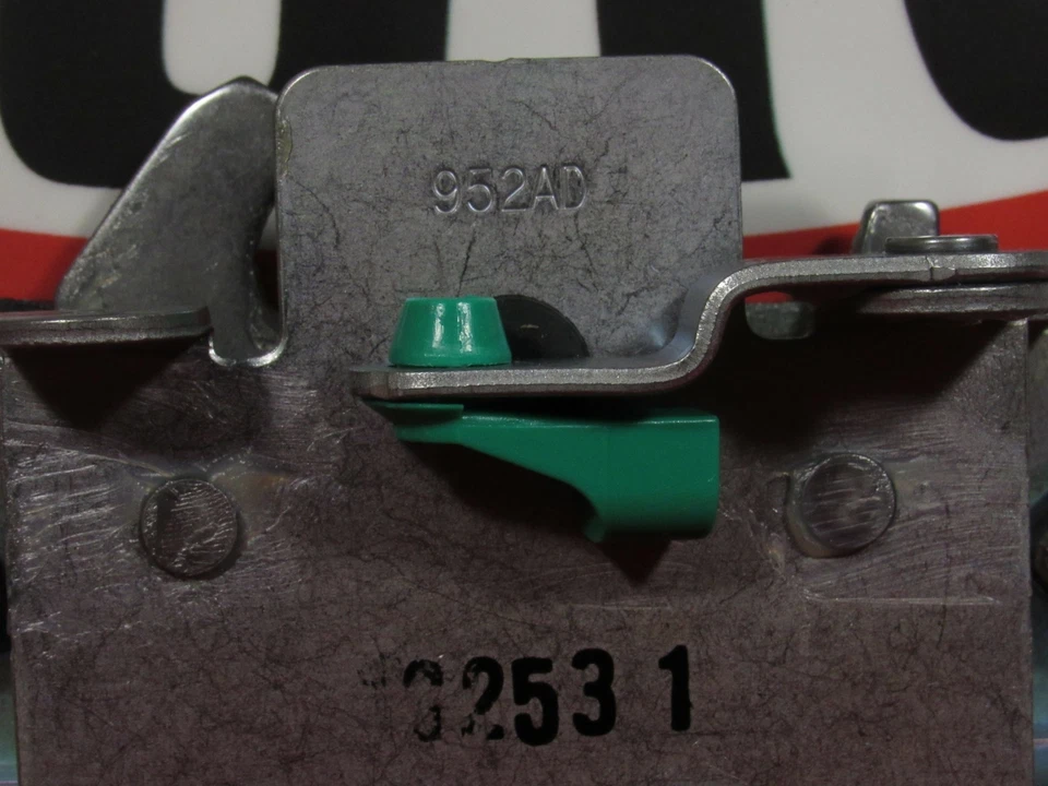 Pestillo de puerta trasera de repuesto Dodge Ram 1500 2500 3500 NUEVO OEM MOPAR Foto 4 de 4