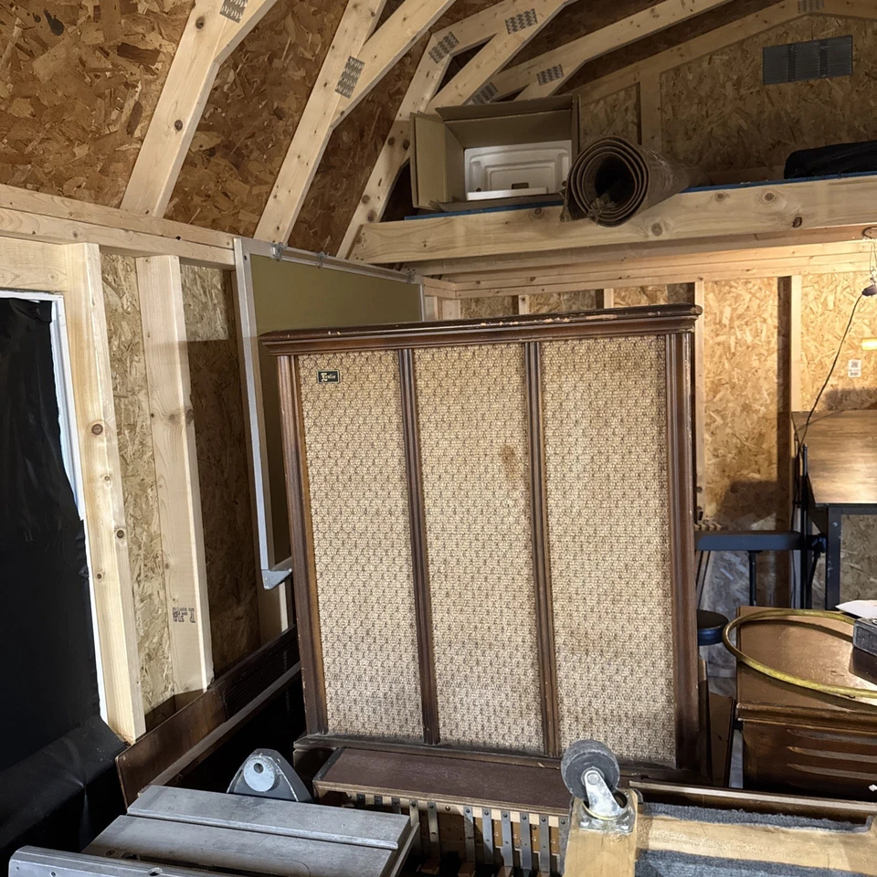 Leslie Speaker Model 700 - Image 2 of 2