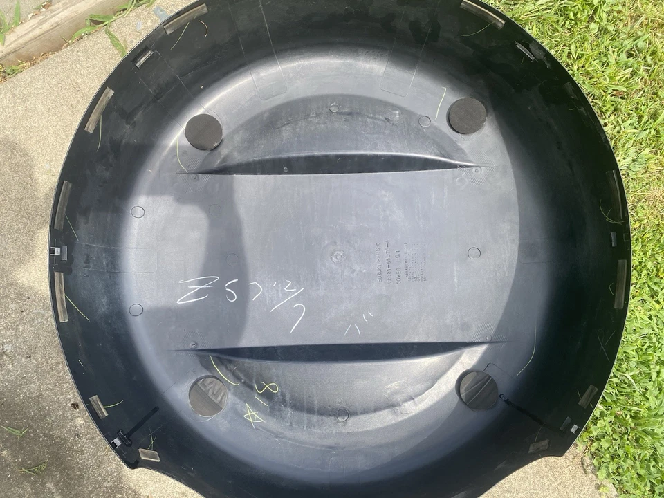 Cubierta de neumático de repuesto exterior carcasa dura Suzuki Grand Vitara 2006-2013 72821-65JT0-A Foto 4 de 4