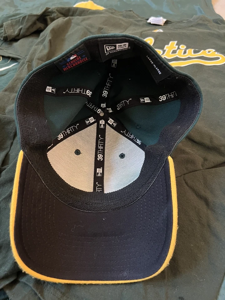 VINTAGE MLB OAKLAND ATHLETICS A'S STRETCH FIT L/XL HAT CAP, 2 Shirts and Flag - Image 4 of 4