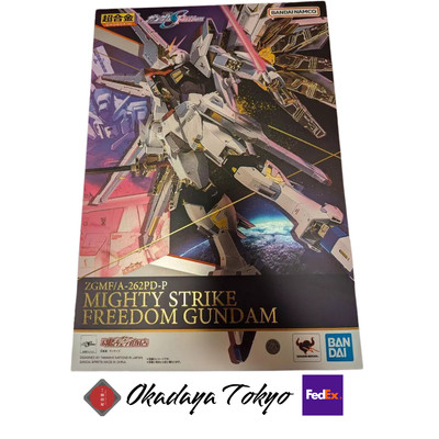 CHOGOKIN Mighty Strike Freedom Gundam SEED Action Figure Bandai New