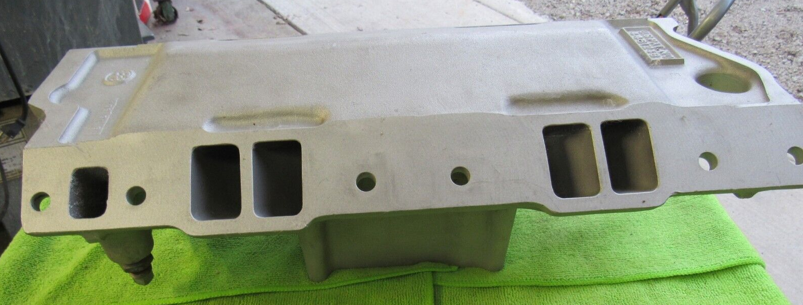 2999 EDELBROCK VICTOR JR SMALL BLOCK CHEVY INTAKE MANIFOLD eBay