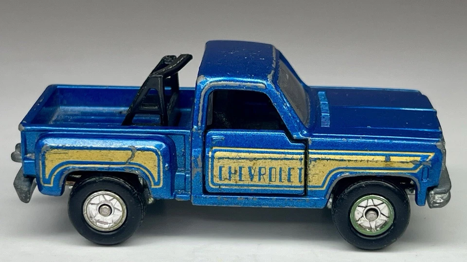 Vintage 1978 Tomy Tomica Blue Diecast Chevrolet Pickup Truck No. F44 Japan Made - Image 4 of 4