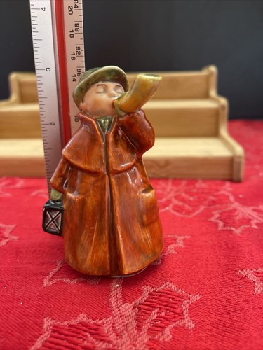 Goebel Figurine Man Blowing Horn Holding Lantern TMK-5 #13907-09 TOWN CRIER - Picture 5 of 5