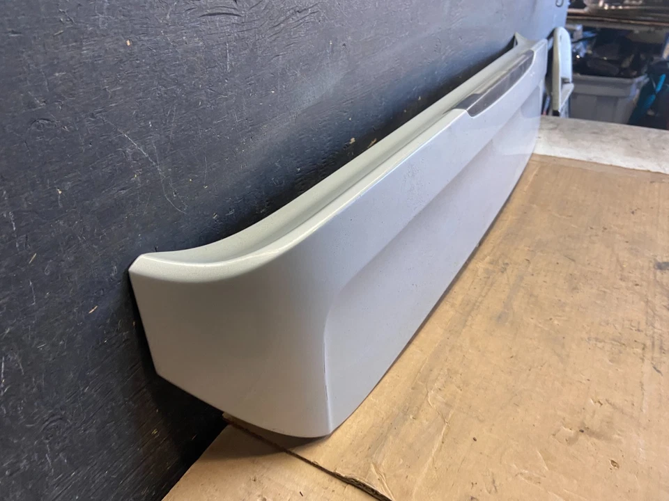 Alerón trasero combinado Saab 9-3 Wagon 2006 a 2008 OEM R0173 DG Foto 3 de 4