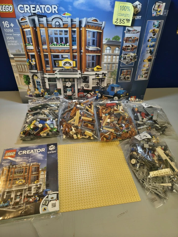 LEGO Modular Buildings 10264 Corner Garage