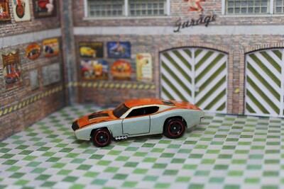 2 Toned Look Customized 2024 Hot Wheels Custom Otto Car HW